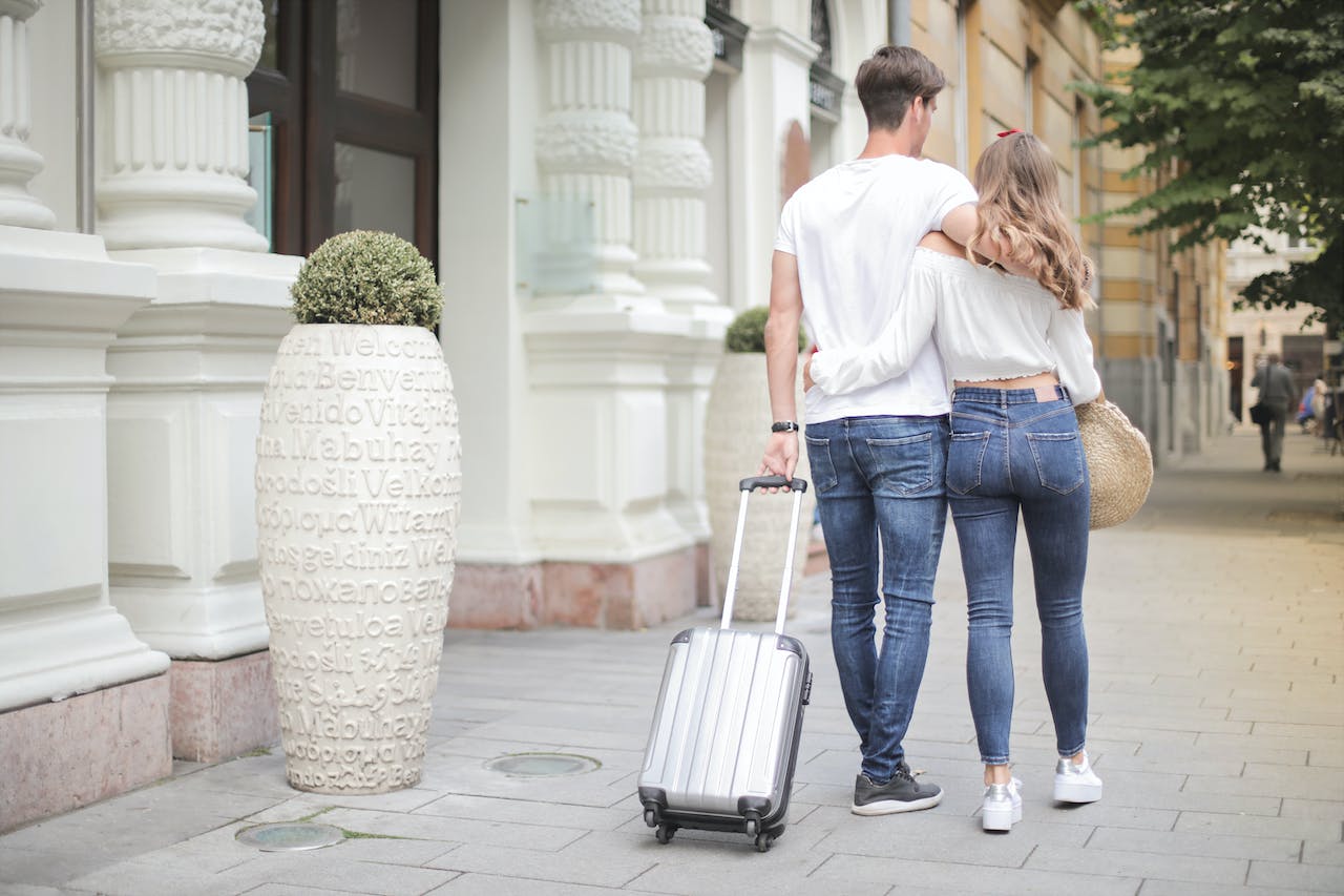 Read more about the article Should you check your luggage or carry-on?